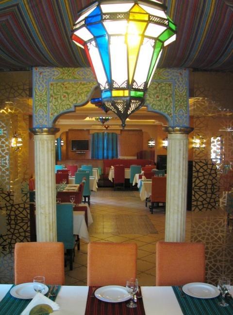 Hotel Piccolo Mondo Букурещ Екстериор снимка
